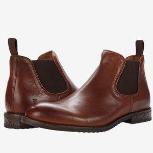 Frye Men’s Grant Chelsea Boot in Cognac